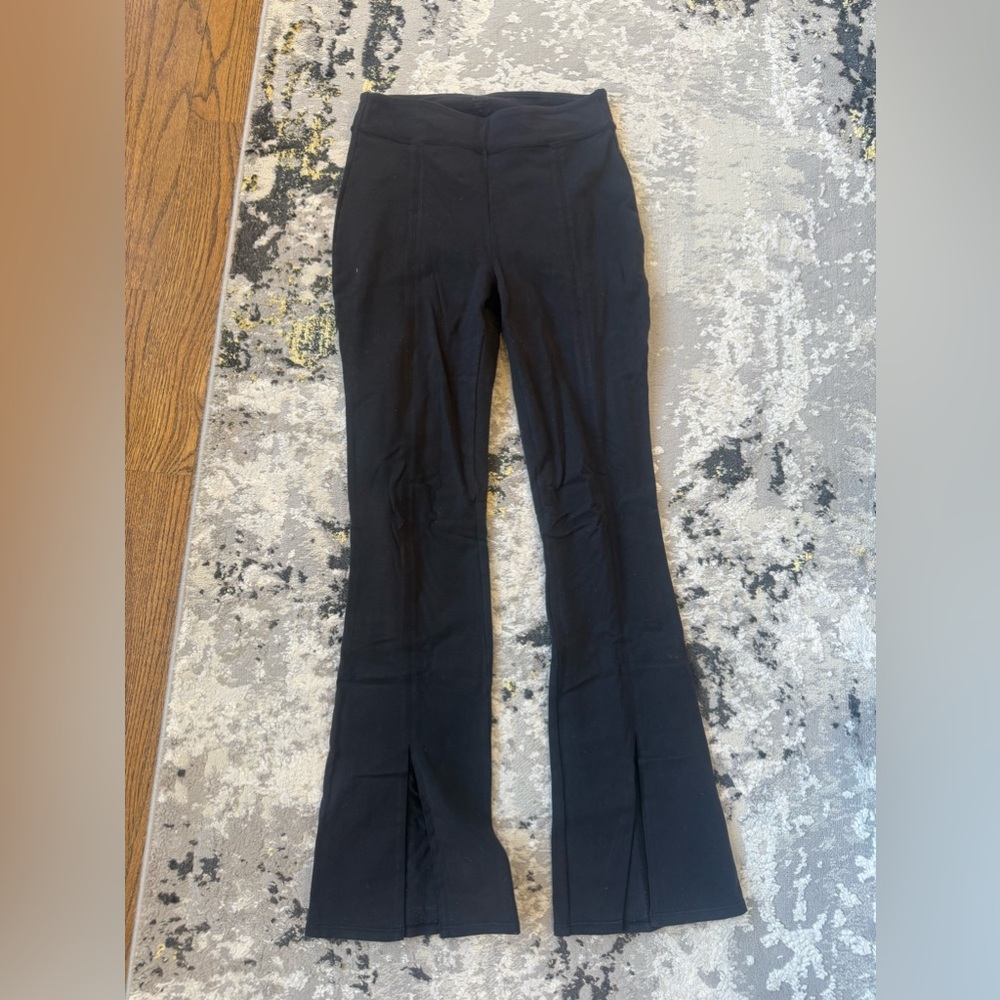 Alo Yoga flared leggings